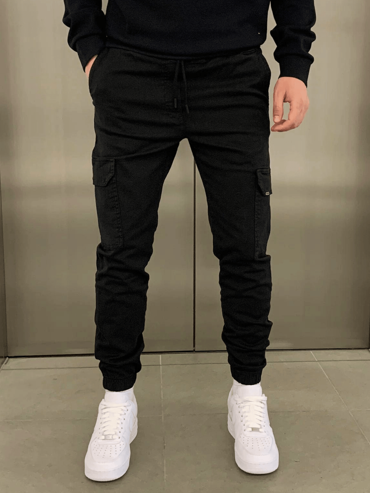 Avero Minimal Cargo Jogger