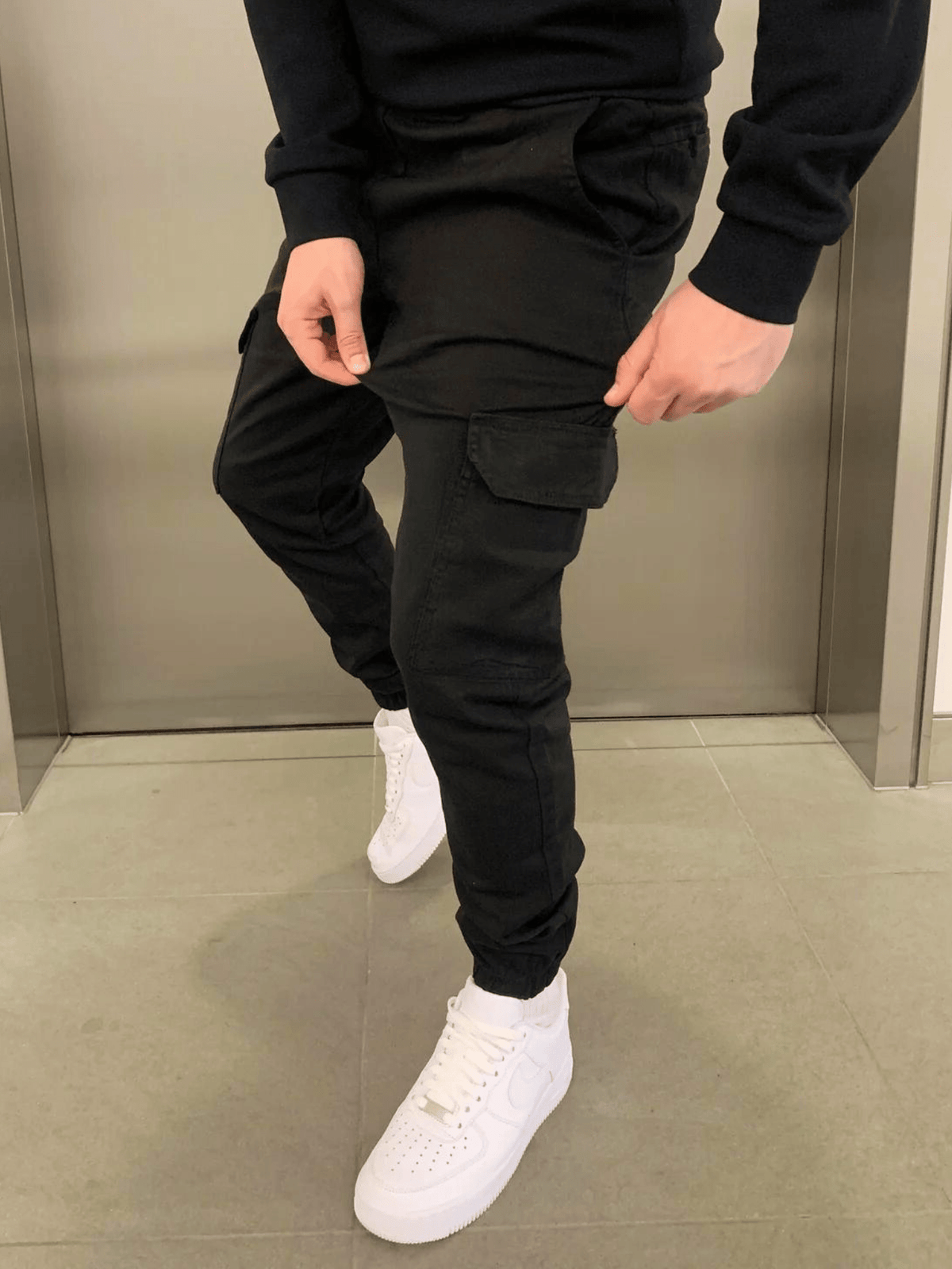 Avero Minimal Cargo Jogger