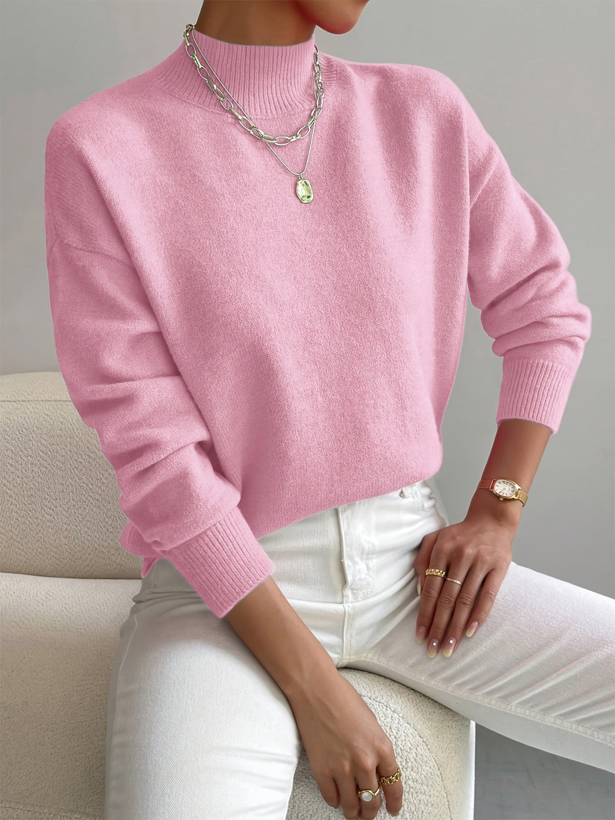 Women's Pullover with Turtleneck and Relaxed Fit