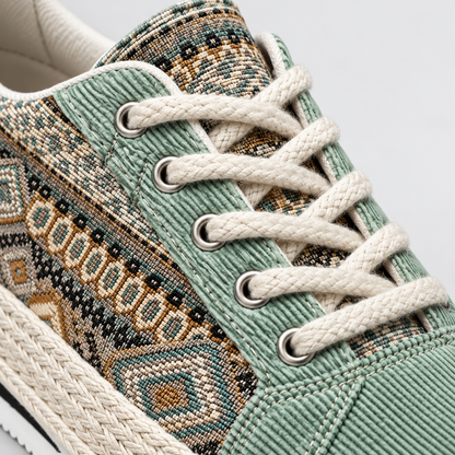 Oliver Canvas Sneakers